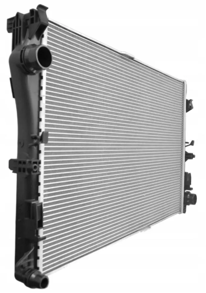 0995001701 Engine Parts Radiator for 