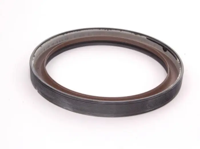 11117584398 Engine Parts Crankshaft Oil Seal for BMW X4 (F26), 2 Coupe (F22, F87), X6 (E71, E72), 3 Coupe (E92), X3 (F25), 4 Coupe (F32, F82), X5 (E70), Z4 Roadster (E89), 1 Coupe (E82), 6 Coupe (F13), 5 (E60)