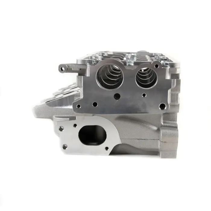 03L103351B Engine Parts Cylinder Head for AUDI A1, VW PASSAT, SEAT ALTEA (5P1), SKODA RAPID Spaceback (NH1)