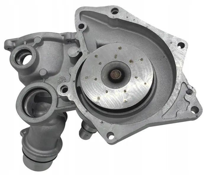 11517789411 Engine Parts BMW Water Pump for BMW 7 (E65, E66, E67)