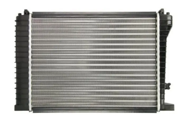 17111712005 Engine Parts Radiator for BMW 7 (E32)