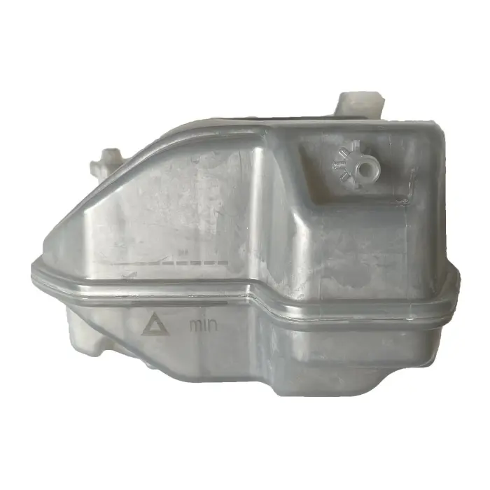 2Q0121407 Engine Parts Expansion Tank for