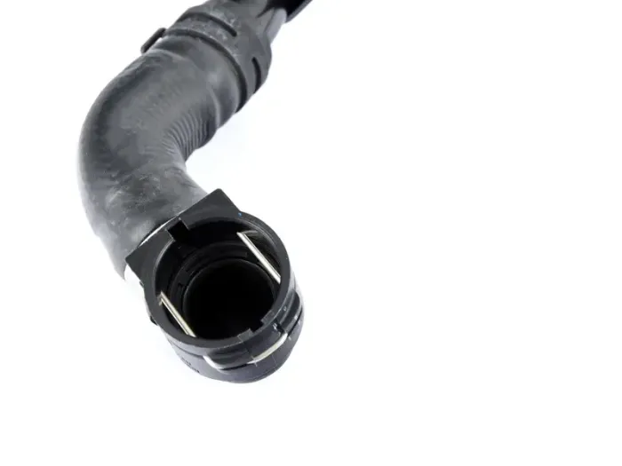 7L6121065AJ Engine Parts Cooling Water Pipe for 