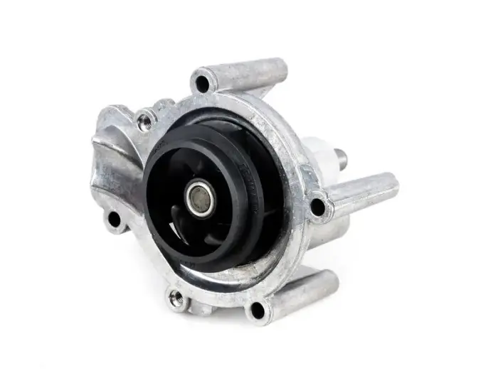 079121014M Engine Parts Water Pump for 