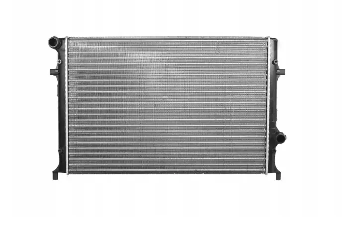 8J0121251B Engine Parts Radiator for AUDI TT Roadster (8J9), A3 Sportback (8PA)