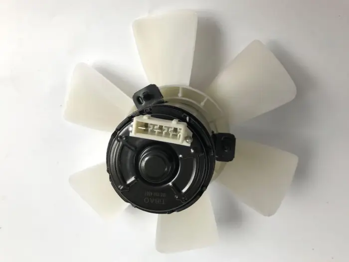 165959455T Engine Parts Radiator Fan for AUDI 80, VW DERBY, SEAT CORDOBA (6K1, 6K2), CORDOBA Sedan (6K1, 6K2)