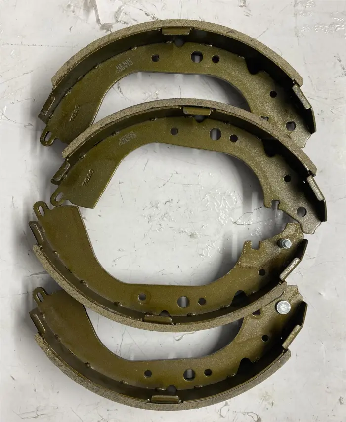 A2305 Brake Shoe Set for RENAULT Megane I Kombi van (KA_), MEGANE I Break (KA0/1_)