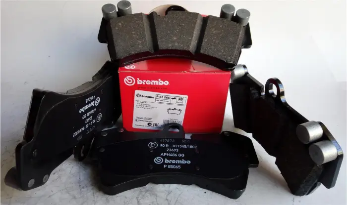 7L0698151R Brake Pads for AUDI Q7, PORSCHE Cayenne, VW TOUAREG