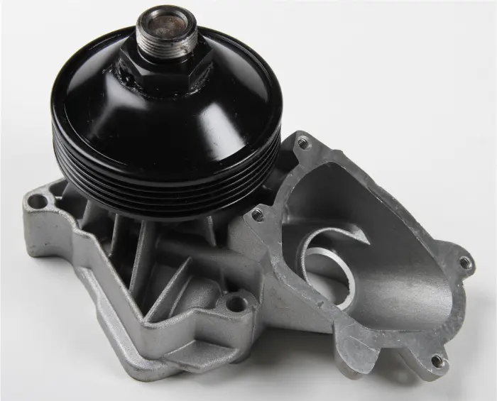 PEB000050 Engine Parts BMW Water Pump for BMW X5, LAND ROVER RANGE ROVER III (L322), RANGE ROVER III SUV (L322), OPEL OMEGA B (V94)