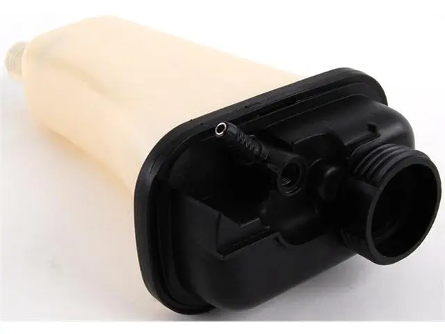 17111723520 Engine Parts Expansion Tank for BMW Z3 Roadster (E36), 3 (E36), 5 (E39), 7 (E38)