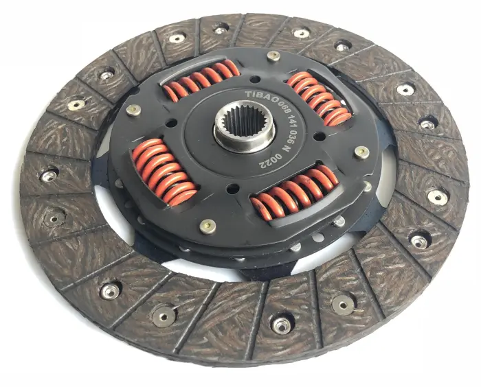 068141036N Transmission Parts Clutch Disc for AUDI 80, VW PASSAT