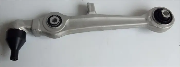 4B3407151K Suspension Parts Control Arm for AUDI A6, VW PASSAT, SKODA SUPERB I (3U4), SUPERB I Sedan (3U4)