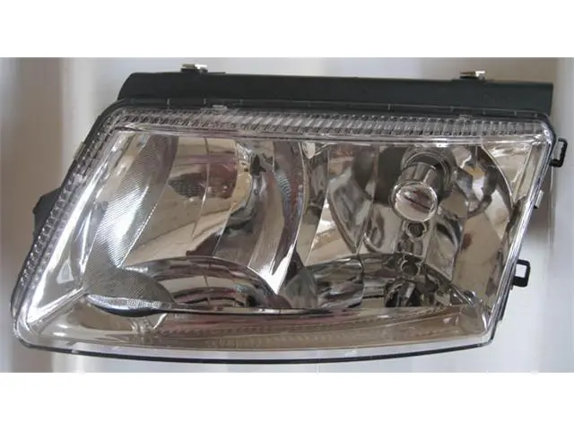 3BD941015B Headlight for 