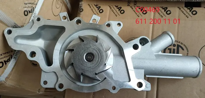 6112001101 Engine Parts Water Pump for MERCEDES-BENZ G-CLASS (W463), SPRINTER 2-t Bus (B901, B902)