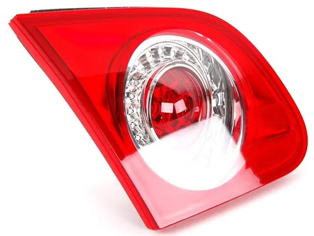 3C5945093C Taillight for VW PASSAT / Magotan B6 (3C2)