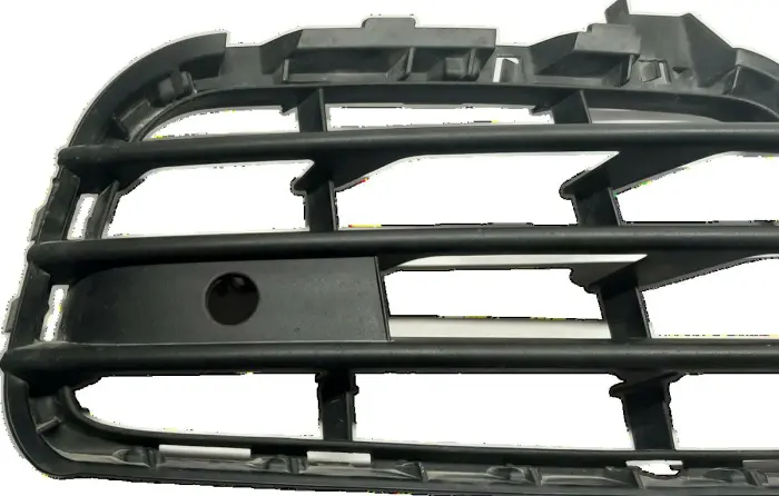 7P6853666A Bumper Grill for 