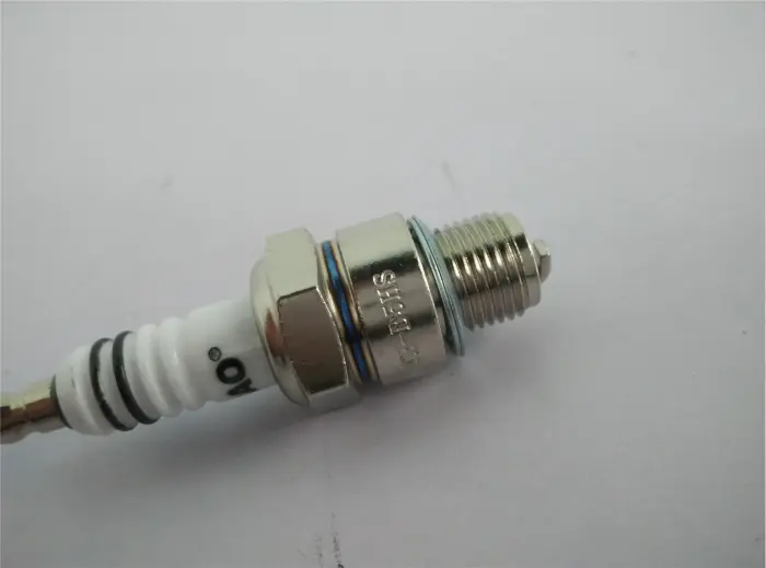 TBB5HS Engine Parts Spark Plugs for 