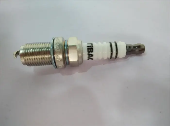 TBPFR7S8EG Engine Parts Spark Plugs for 