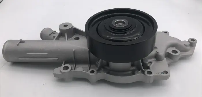 6132000701 Engine Parts Water Pump for MERCEDES-BENZ E-CLASS Break (S210)