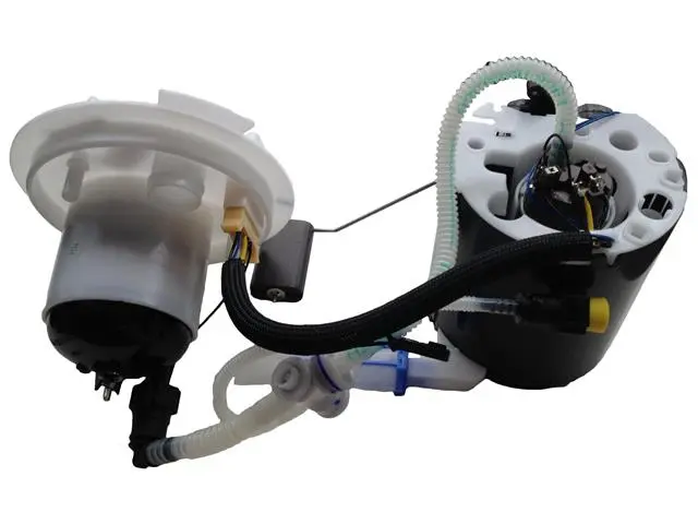 LR038601 Engine Parts Fuel Pump for