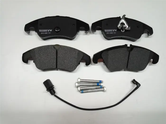 8K0698151 Brake Pad Set for AUDI A4 / S4 B7 Avant (8ED), A6 / S6 C7 (4G2, 4GC), A7 / S7 Sportback (4GA, 4GF), A5 (8T3), Q5 (8RB)