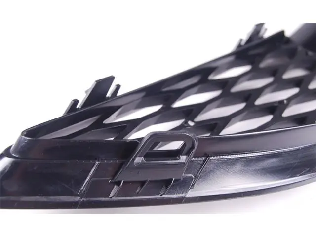 4L0807676C Bumper Grill for