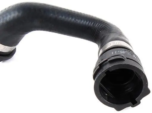 11537572158 Engine Parts Cooling Water Pipe for BMW X3 (E83), 1 (E87), 3 Compact (E46)