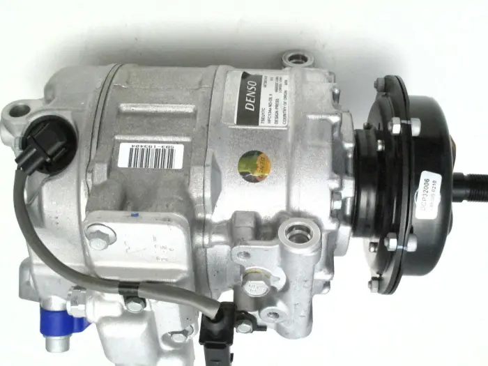 7H0820805J Compressor for VW TOUAREG (7LA, 7L6, 7L7), CALIFORNIA T5 Camper (7EC, 7EF, 7EG, 7HF), CARAVELLE T5 Bus (7HB, 7HJ, 7EB, 7EJ), EUROVAN T5 Platform/Chassis (7JD, MULTIVAN Mk V (7HM, 7HN, 7HF, 7EF, 7EM, 7EN), PHAETON (3D1, 3D2, 3D3, 3D4, 3D6, 