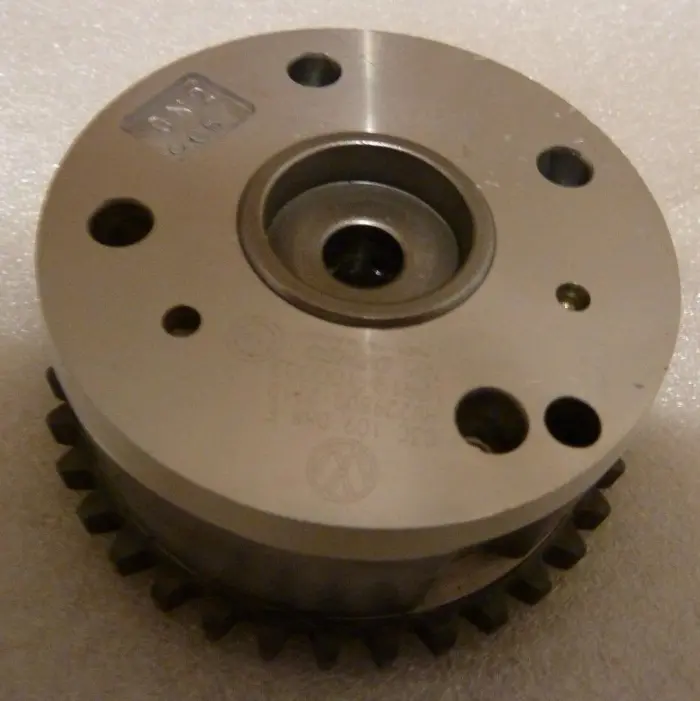 03C109088B Camshaft Adjuster for AUDI Q3, PORSCHE Cayenne, VW CARAVELLE, MITSUBISHI GALANT FORTIS VIII Sportback (CX_A), LANCER EX VII, SEAT ALHAMBRA (710, 711), SKODA ROOMSTER Praktik (5J)