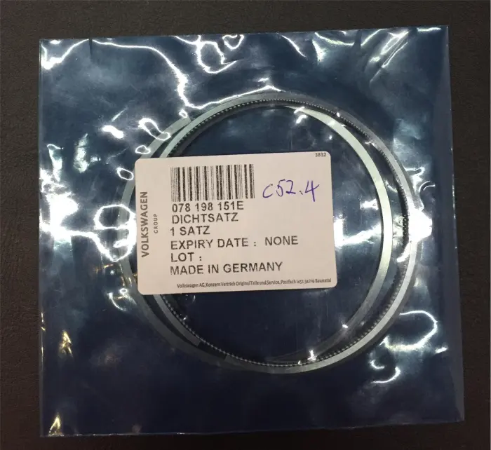 078198151E Engine Parts Piston Rings for AUDI A4 / S4 B6 (8E2), A6 / S6 C5 (4B2)